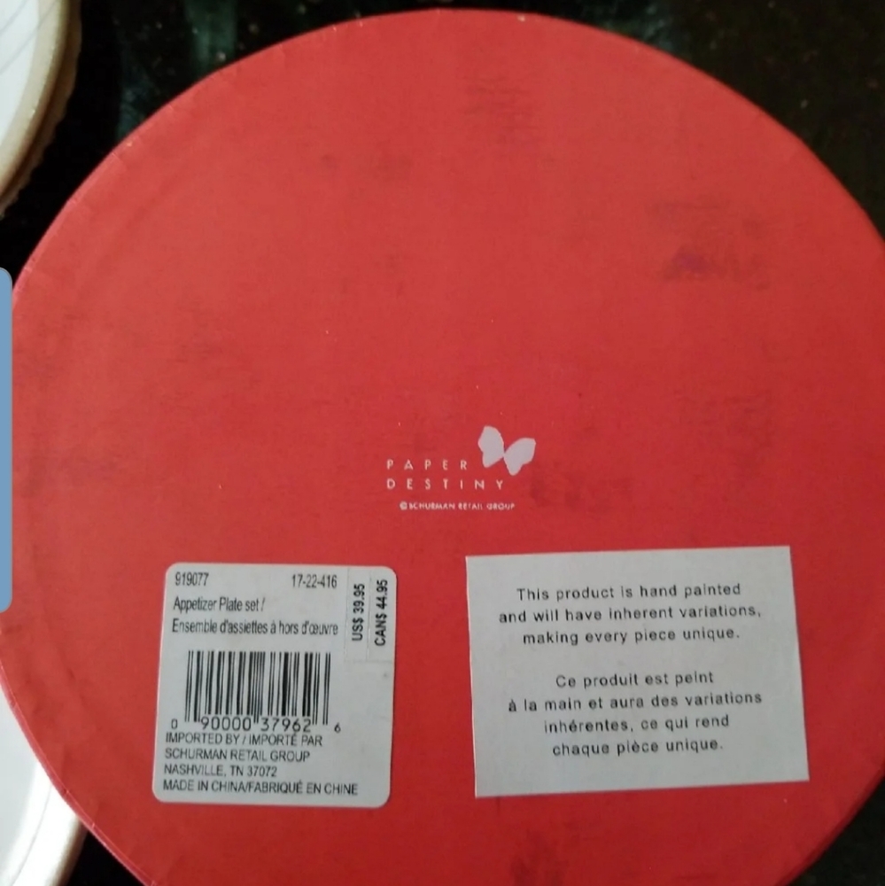 4 handpainted plates